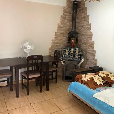 Apartments Dubrava 106 Добра вода Екстериор снимка