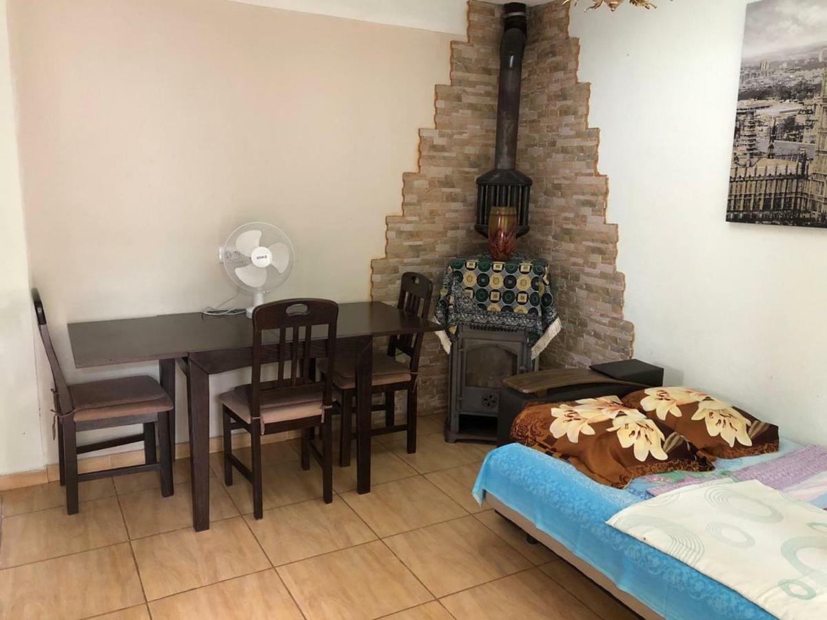 Apartments Dubrava 106 Добра вода Екстериор снимка