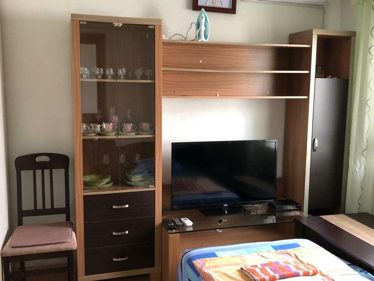 Apartments Dubrava 106 Добра вода Екстериор снимка