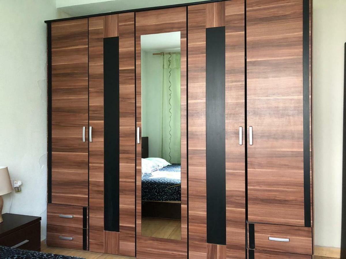 Apartments Dubrava 106 Добра вода Екстериор снимка