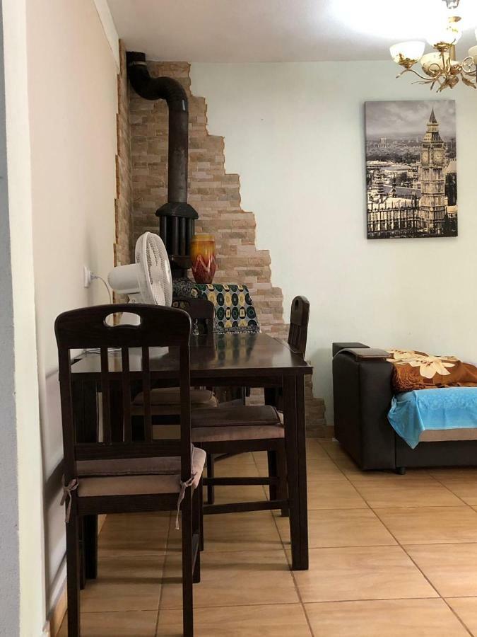 Apartments Dubrava 106 Добра вода Екстериор снимка